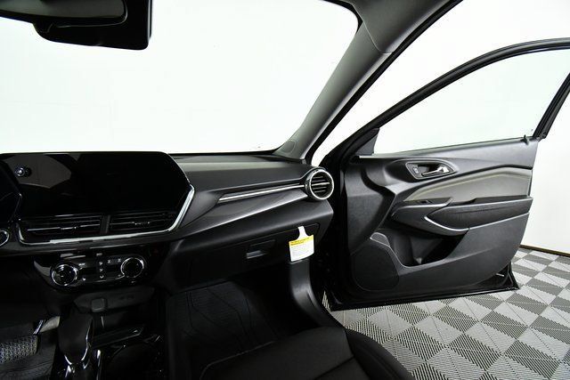New 2026 Chevrolet Trax ACTIV w/ Driver Confidence Package FWD image 20