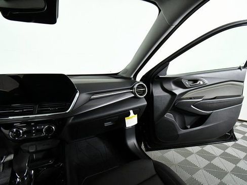New 2026 Chevrolet Trax ACTIV w/ Driver Confidence Package FWD image 20