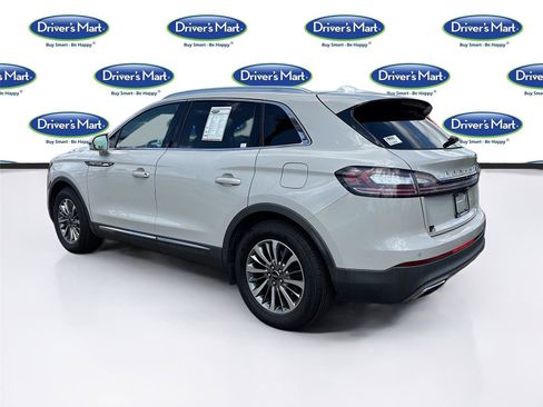 Used 2019 Lincoln Nautilus Select FWD image 5
