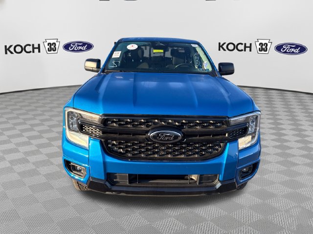 Used 2025 Ford Ranger XLT w/ Black Appearance Package AWD/4WD image 2