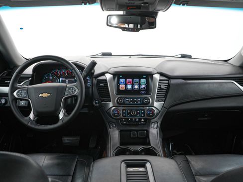 Used 2016 Chevrolet Tahoe LT w/ Luxury Package AWD/4WD image 19