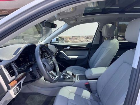 Used 2019 Audi Q5 2.0T Premium Plus w/ Premium Plus Package AWD/4WD image 19