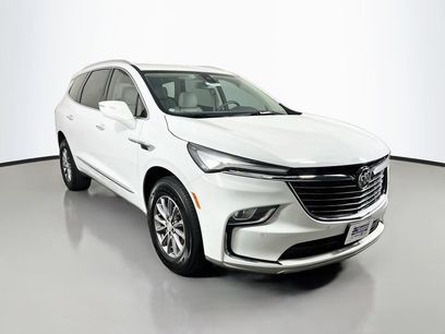 Used 2022 Buick Enclave Essence