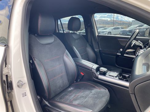 Used 2022 Mercedes-Benz GLA 250 4MATIC image 5