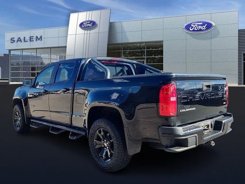 Used 2022 Chevrolet Colorado Z71 w/ Z71 Midnight Edition AWD/4WD image 4