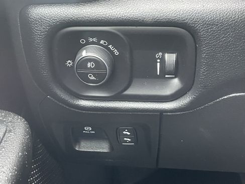 Used 2022 RAM 1500 Big Horn AWD/4WD image 27