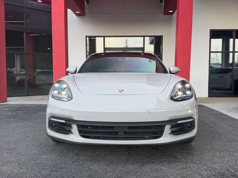 Used 2018 Porsche Panamera 4S AWD/4WD image 3