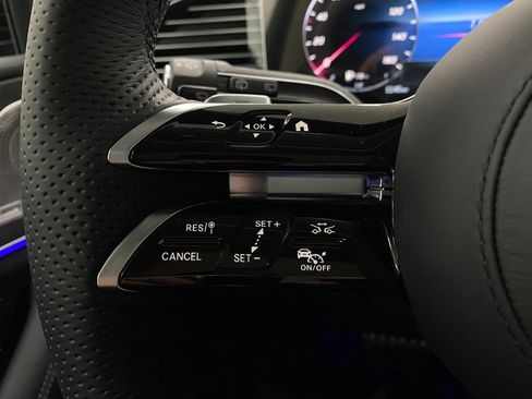 New 2026 Mercedes-Benz GLS 450 4MATIC image 17