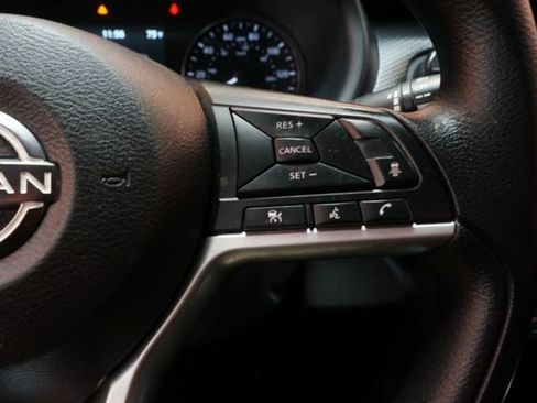 Certified 2022 Nissan Kicks SV w/ Interior Electronics Package FWD image 23