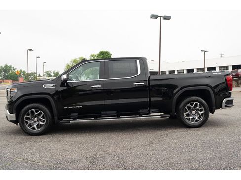 New 2026 GMC Sierra 1500 SLT w/ SLT Premium Plus Package AWD/4WD image 5
