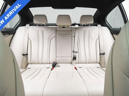 Used 2019 BMW 540i xDrive 540i xDrive image 18