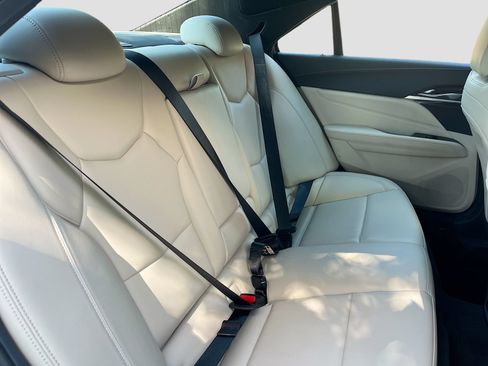 Used 2023 Cadillac CT4 Luxury RWD image 25