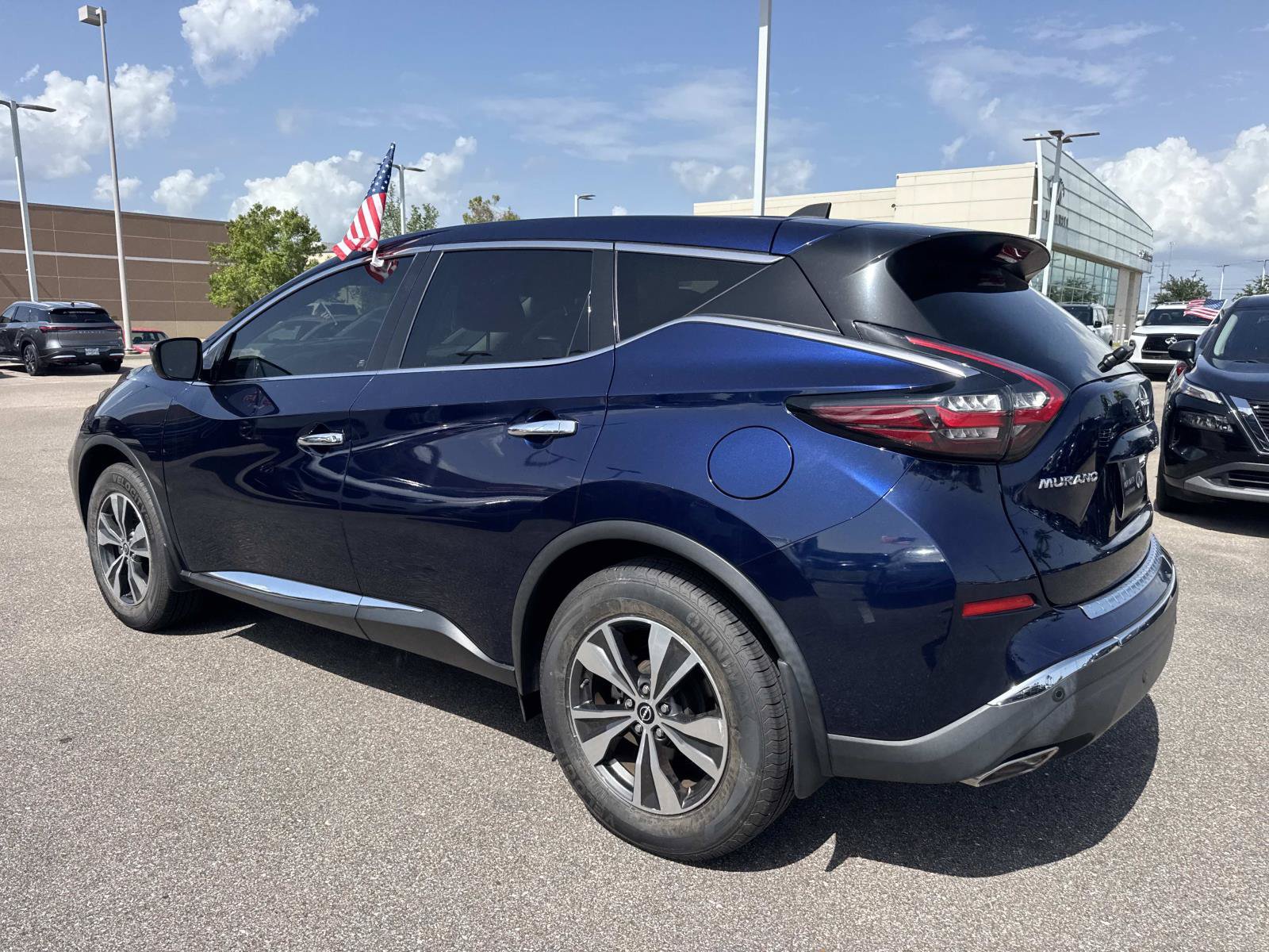 Used 2023 Nissan Murano S FWD image 8