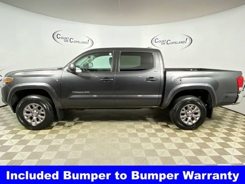 Used 2018 Toyota Tacoma SR5 AWD/4WD image 2
