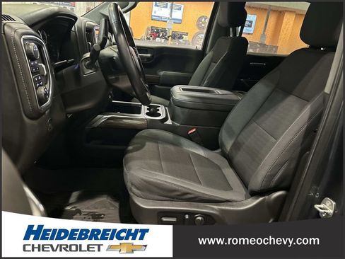 Certified 2022 Chevrolet Silverado 1500 RST image 15