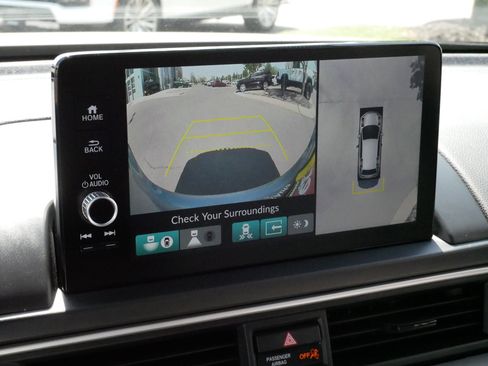 Used 2024 Honda Pilot Elite image 31