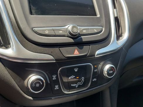 Used 2019 Chevrolet Equinox LT w/ LT Appearance Package FWD image 18