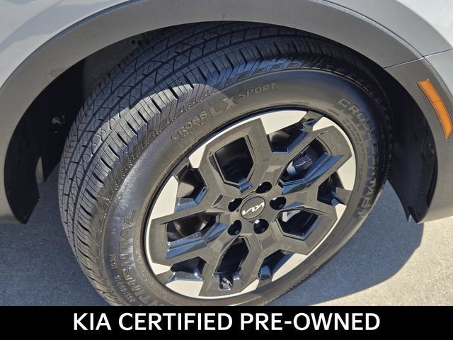Certified 2026 Kia Sorento S w/ S Panoramic Sunroof Package FWD image 6