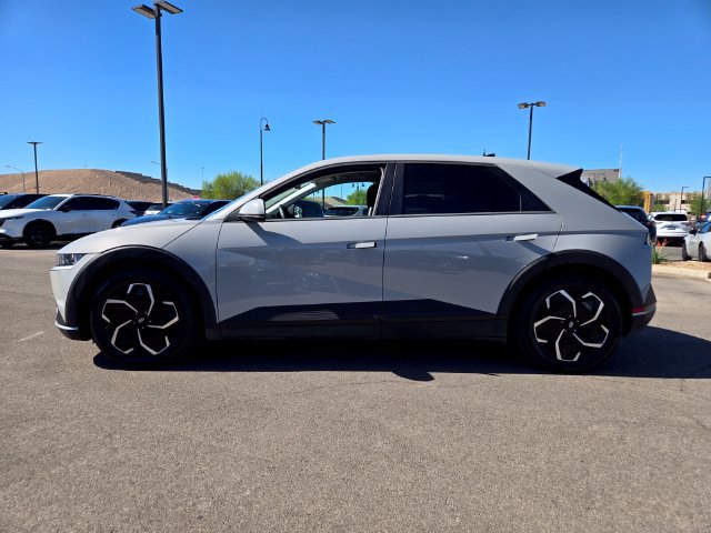Used 2024 Hyundai Ioniq 5 SEL RWD image 3