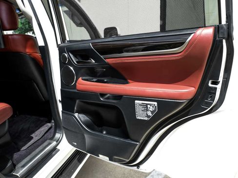 Used 2017 Lexus LX 570 4WD w/ Luxury Package image 49
