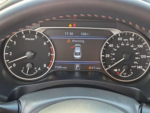 Used 2025 Nissan Altima 2.5 SR w/ SR Premium Package FWD image 28