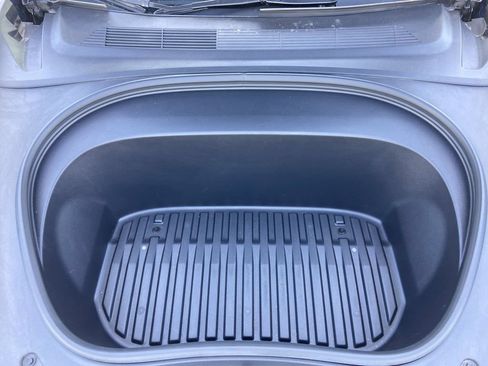 Used 2025 Tesla Model 3 Long Range RWD image 21