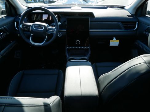 New 2026 GMC Terrain Denali w/ LPO, Black Badging Package image 6