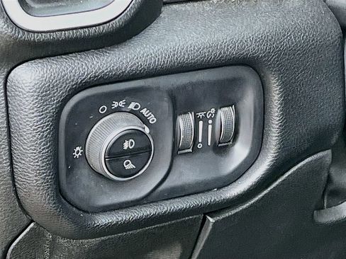 Used 2022 RAM 1500 Lone Star AWD/4WD image 10