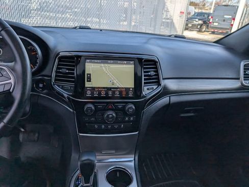 Used 2019 Jeep Grand Cherokee Limited image 4