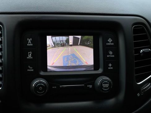 Used 2018 Jeep Compass Sport image 36