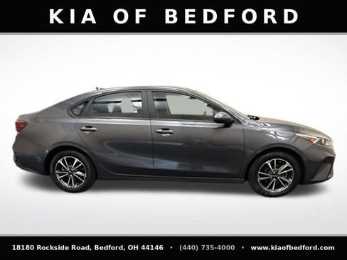 Certified 2023 Kia Forte LXS FWD image 4