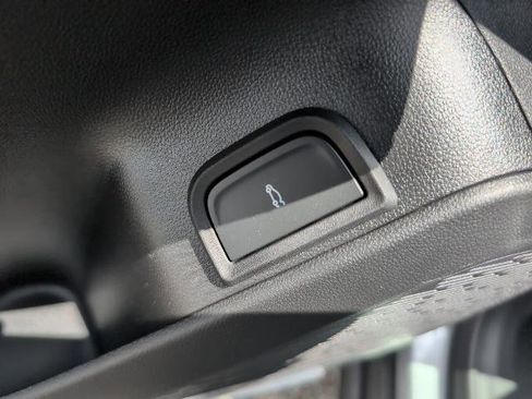 New 2026 GMC Terrain AT4 w/ Convenience Package III image 19