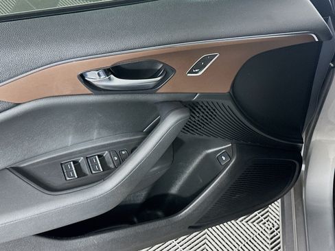 Used 2021 Acura TLX FWD image 15
