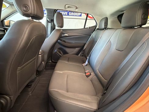 Used 2025 Buick Encore GX Preferred FWD image 23
