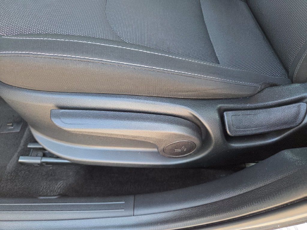 Used 2023 Kia Forte LXS FWD image 5