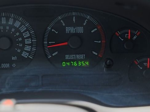 Used 2001 Ford Mustang GT image 41