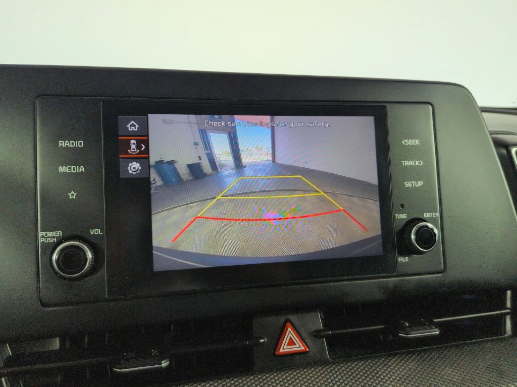 Used 2025 Kia Sportage LX FWD image 31