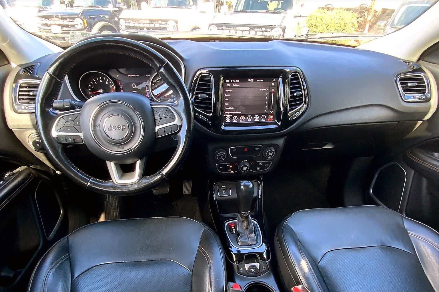 Used 2020 Jeep Compass Limited FWD image 10