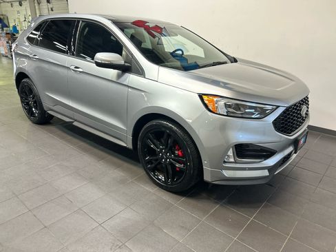Used 2020 Ford Edge ST w/ Equipment Group 401A AWD/4WD image 2