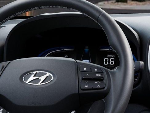 New 2026 Hyundai Venue SEL FWD image 34