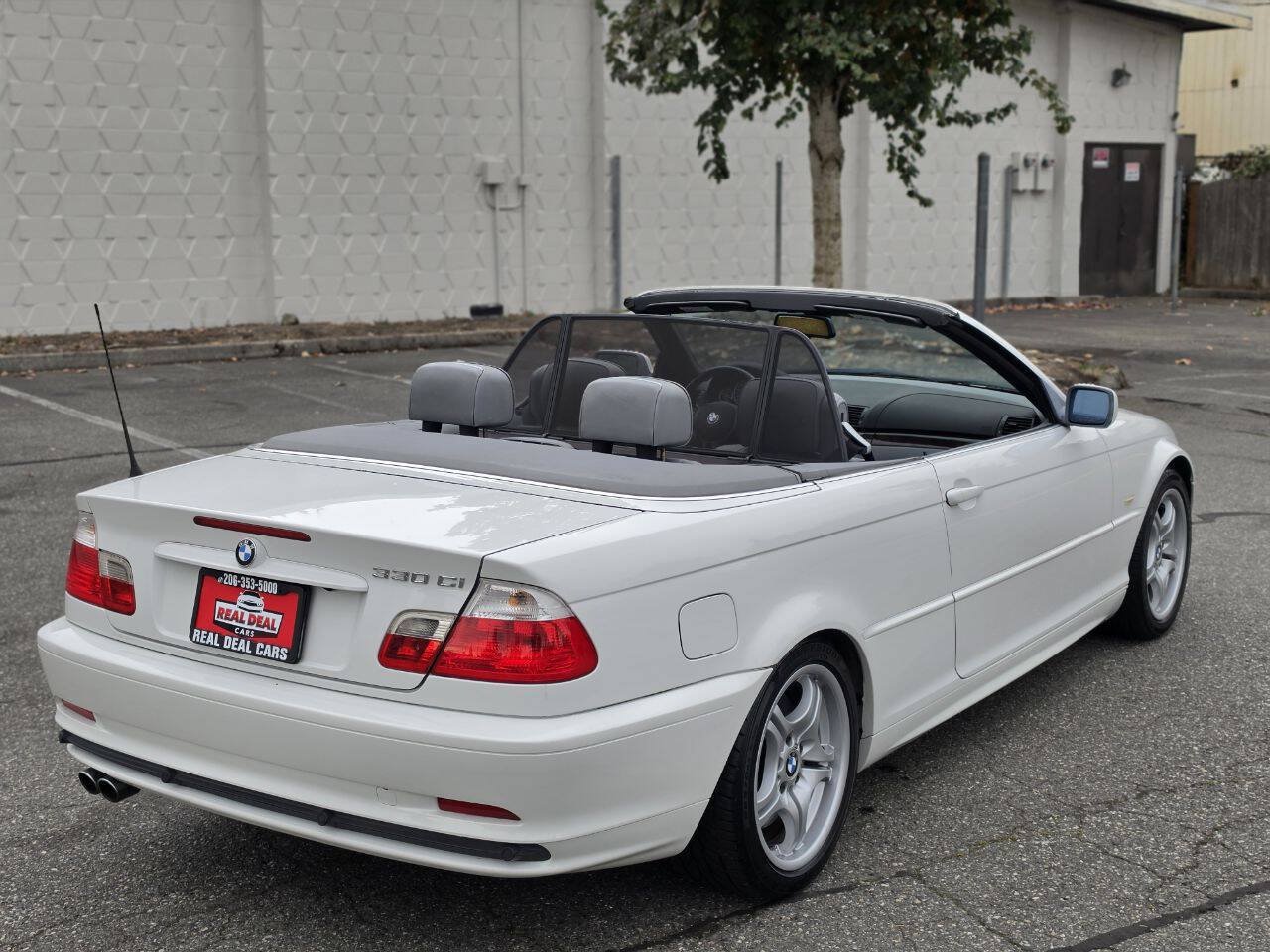 Used 2002 BMW 330Ci Convertible RWD image 5