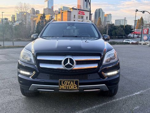 Used 2015 Mercedes-Benz GL 320 BlueTEC 4MATIC image 4