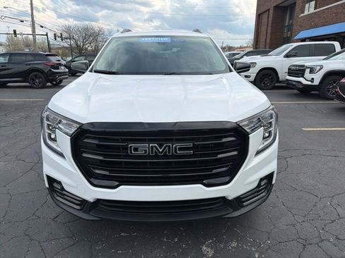 Certified 2023 GMC Terrain SLT w/ Elevation Edition image 2