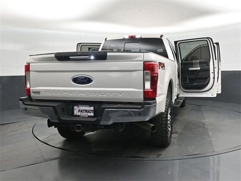 Used 2019 Ford F250 Lariat w/ Lariat Value Package image 47
