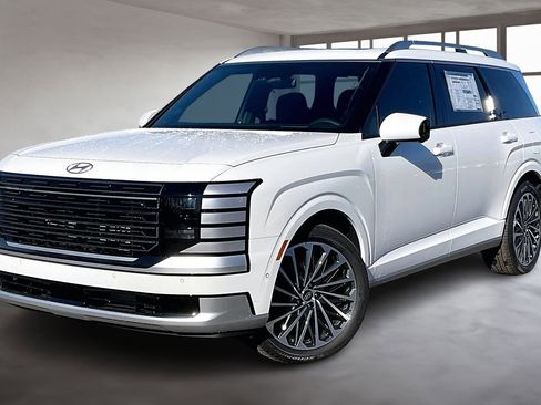 New 2026 Hyundai Palisade Calligraphy FWD image 2