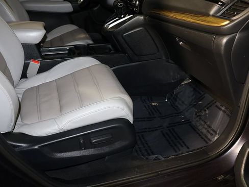 Used 2017 Honda CR-V EX-L image 32