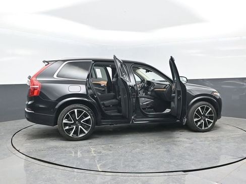 Used 2023 Volvo XC90 B6 Plus w/ Protection Package image 29