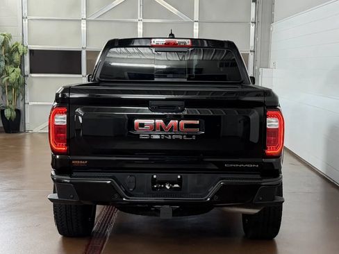 Used 2024 GMC Canyon Denali AWD/4WD image 4