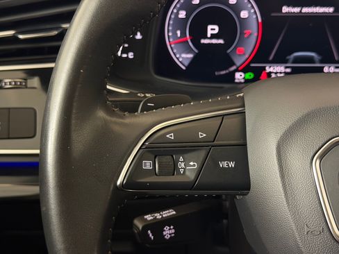 Used 2019 Audi Q8 Premium Plus w/ Premium Plus AWD/4WD image 15