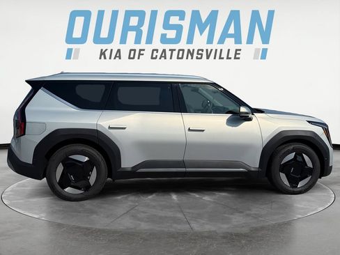 New 2026 Kia EV9 Wind AWD/4WD image 7